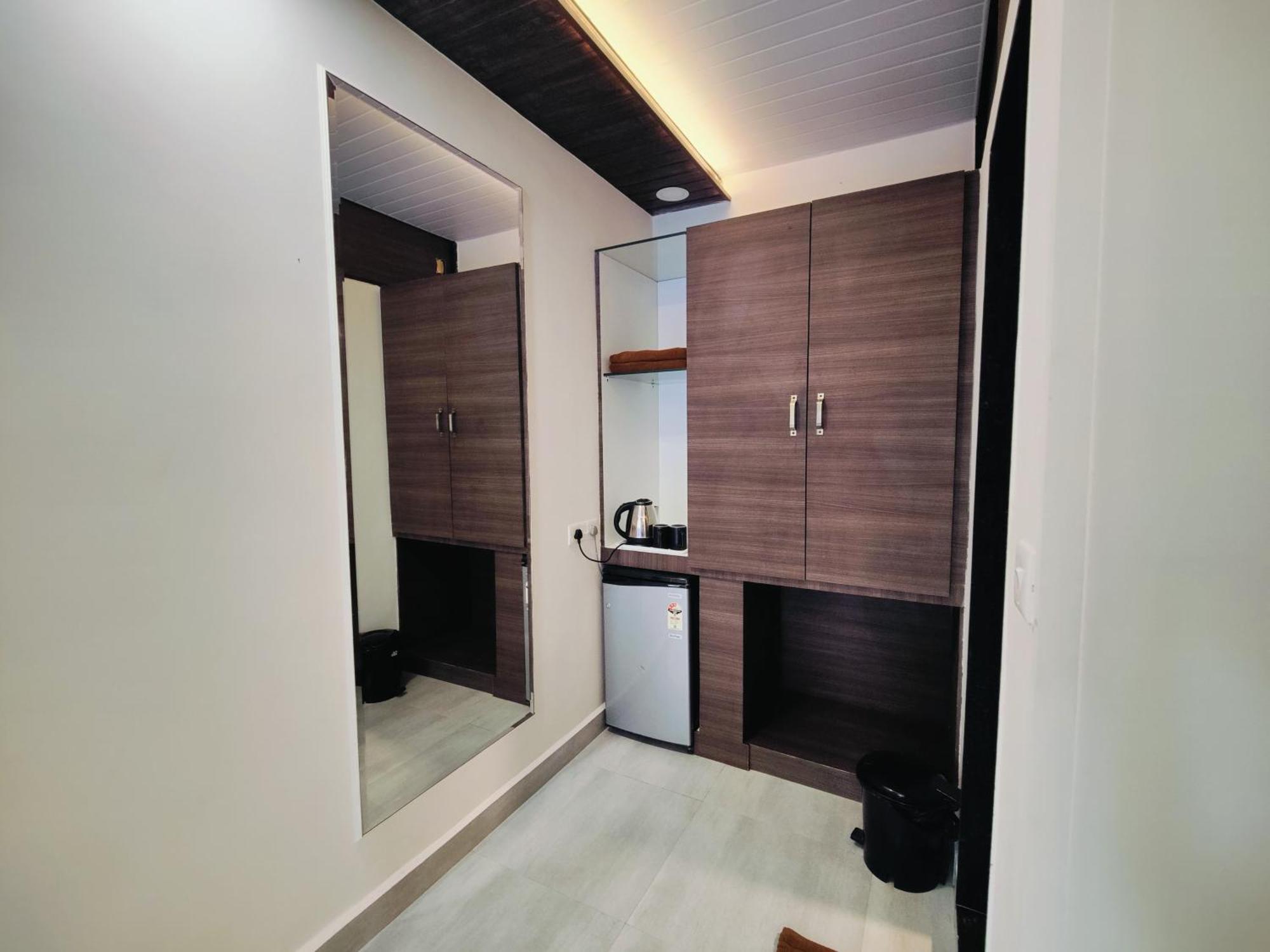 Kevin'S House By Travelkrafts Hotel อันจูนา ภายนอก รูปภาพ