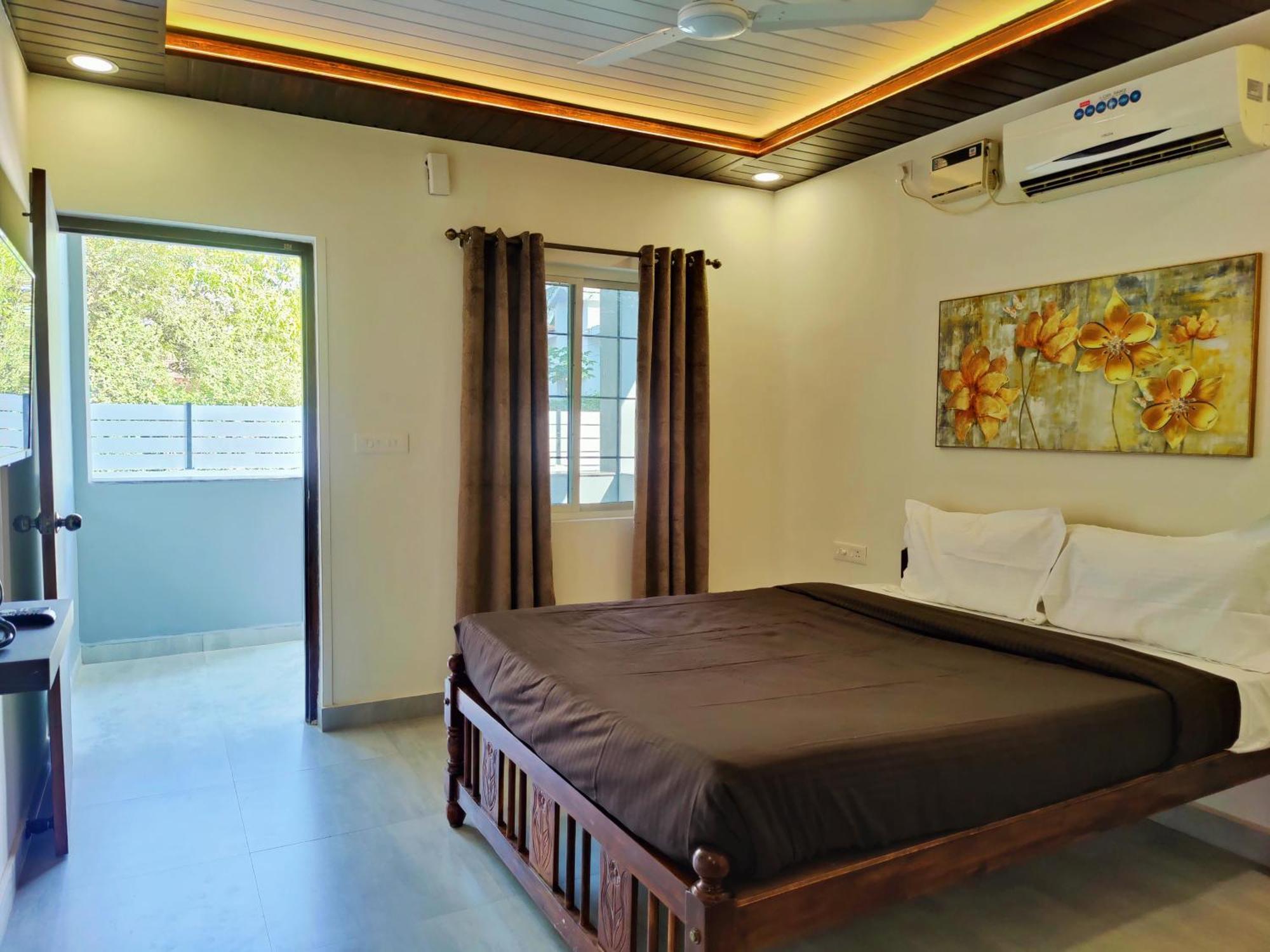 Kevin'S House By Travelkrafts Hotel อันจูนา ภายนอก รูปภาพ