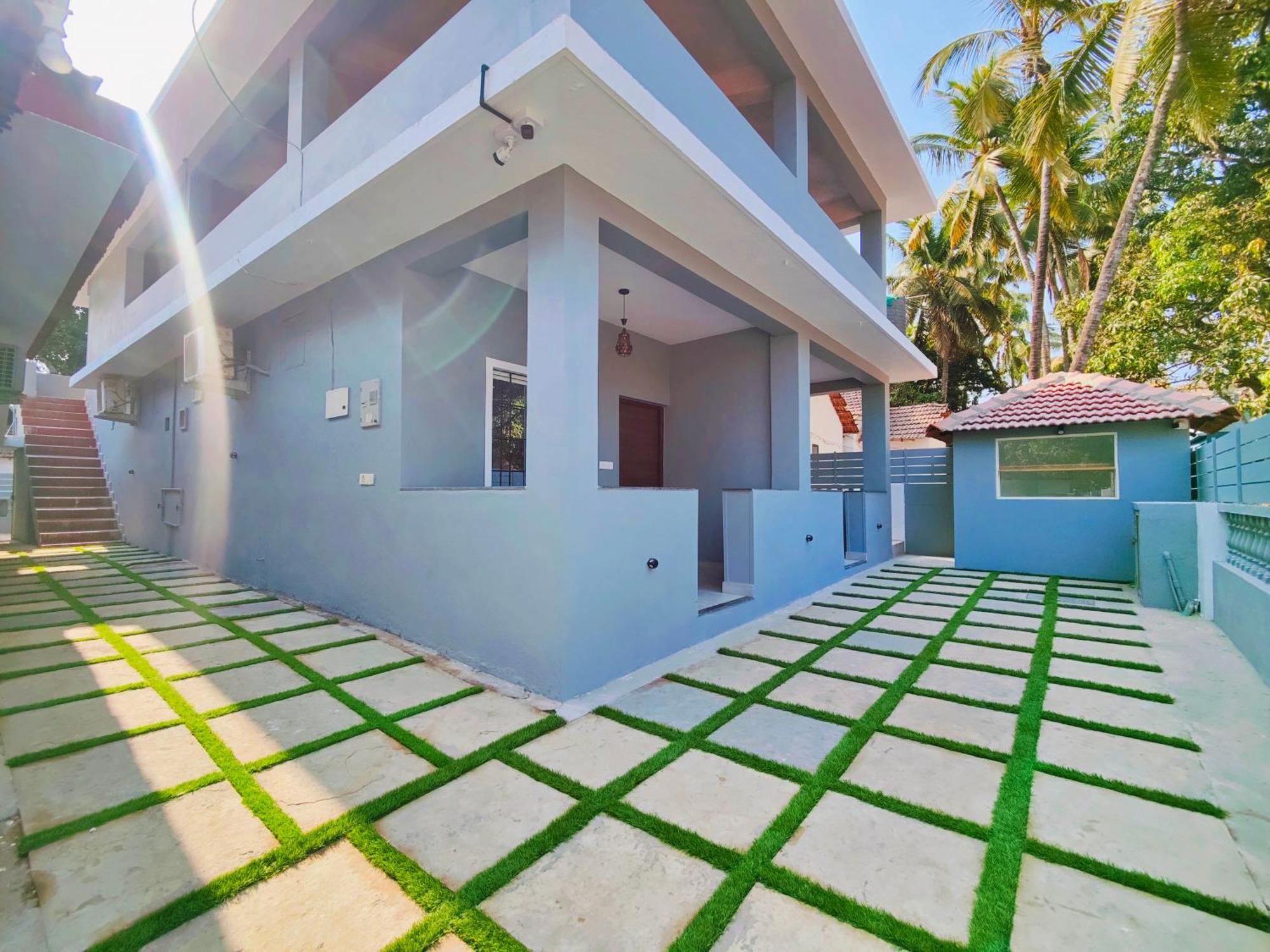 Kevin'S House By Travelkrafts Hotel อันจูนา ภายนอก รูปภาพ